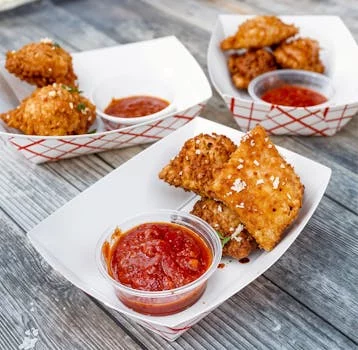 toasted ravioli golden brown marinara sauce